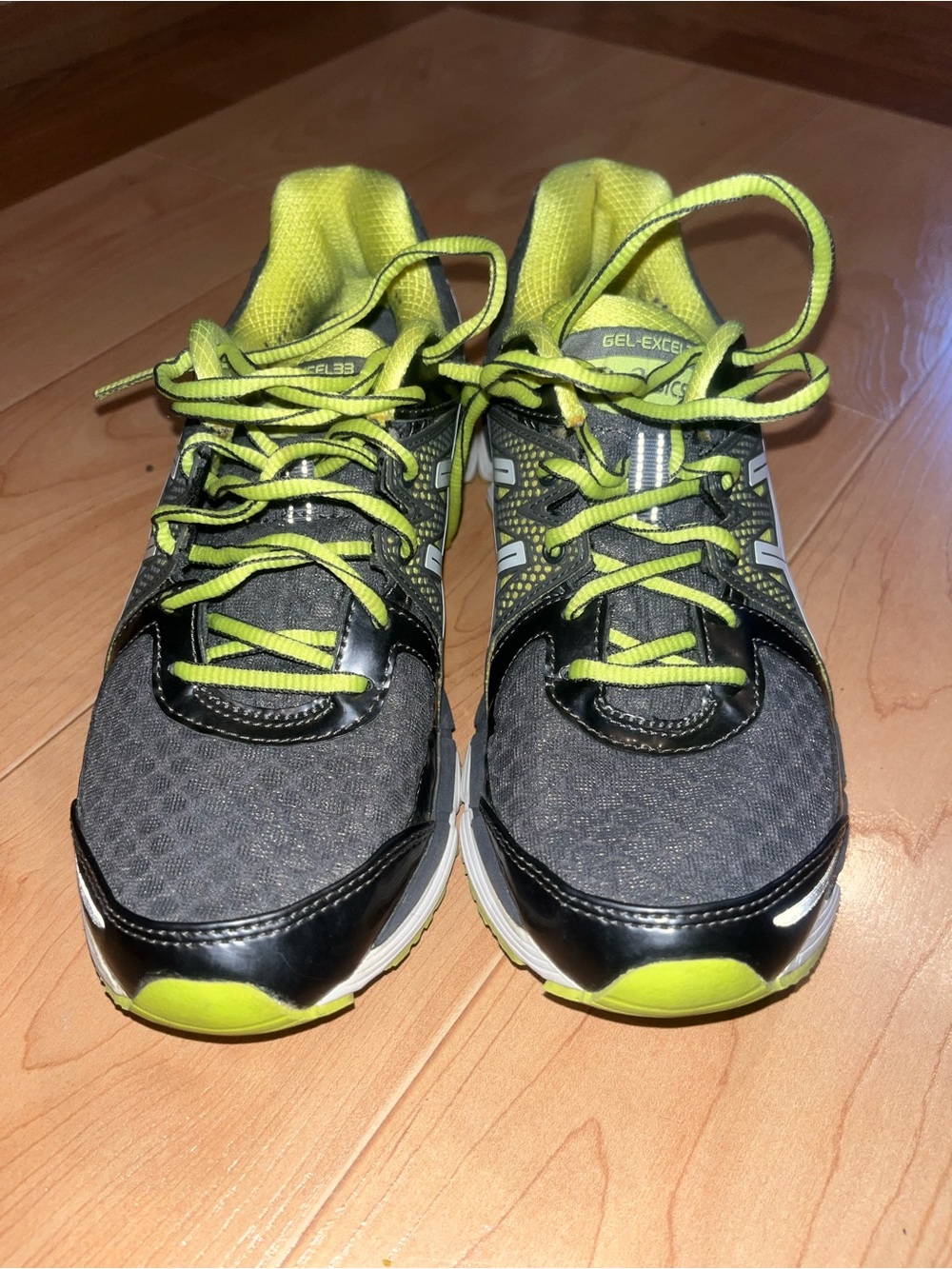ASICS Gray & Neon Yellow Lace-Up Sneakers